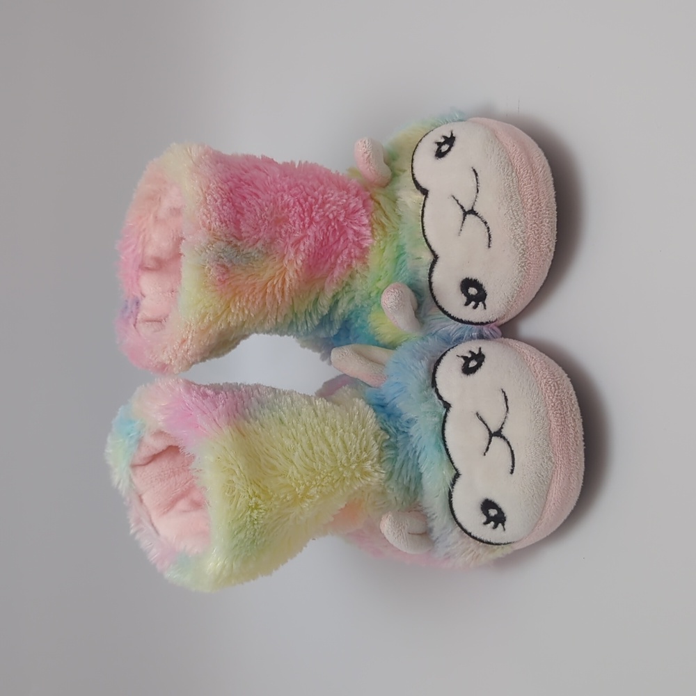 3/$10 Totes Rainbow Llama House Shoes